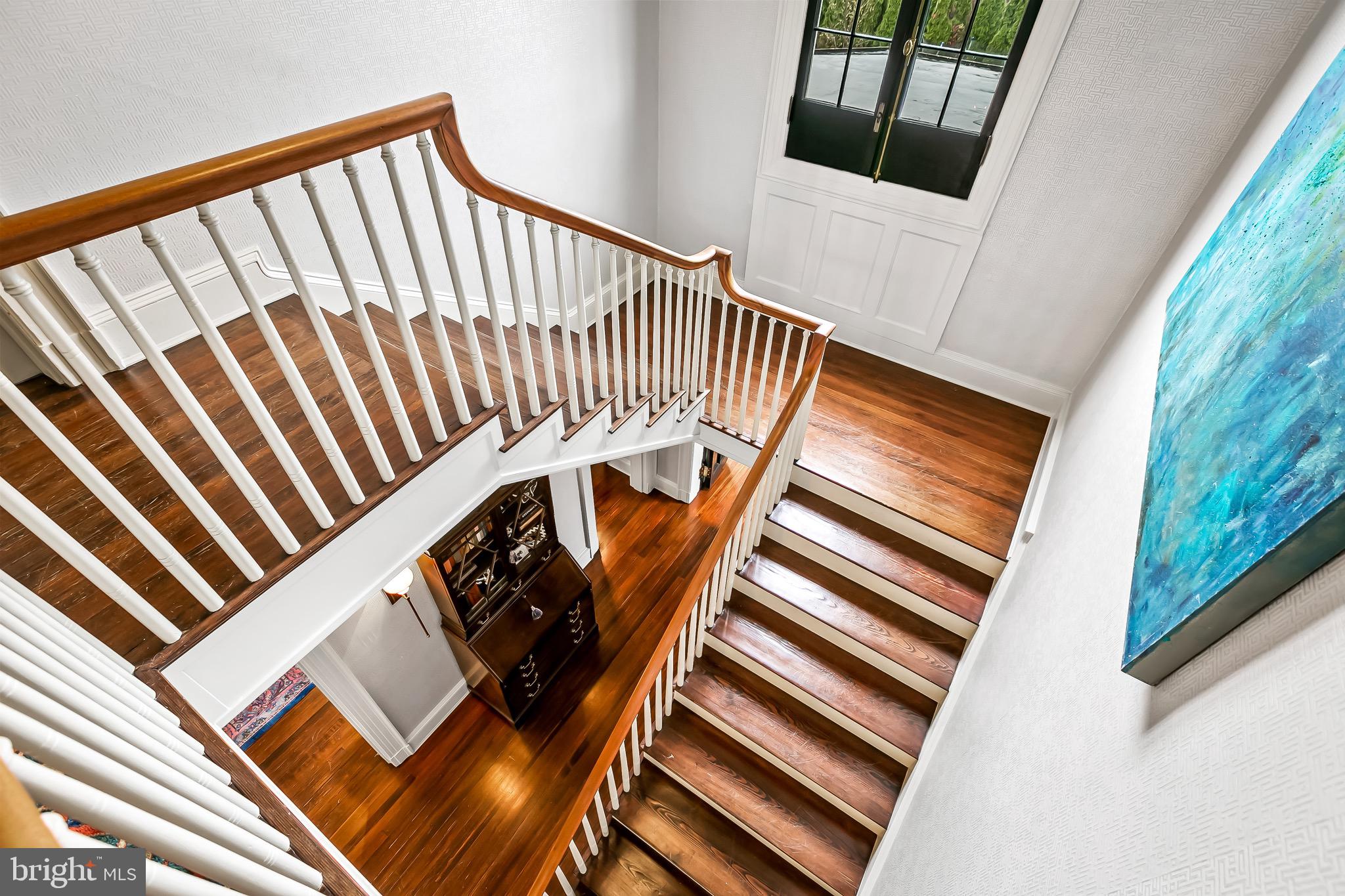 207 Wendover Road Baltimore, MD 21218 - Photo 37 of 111 Staircase to second level