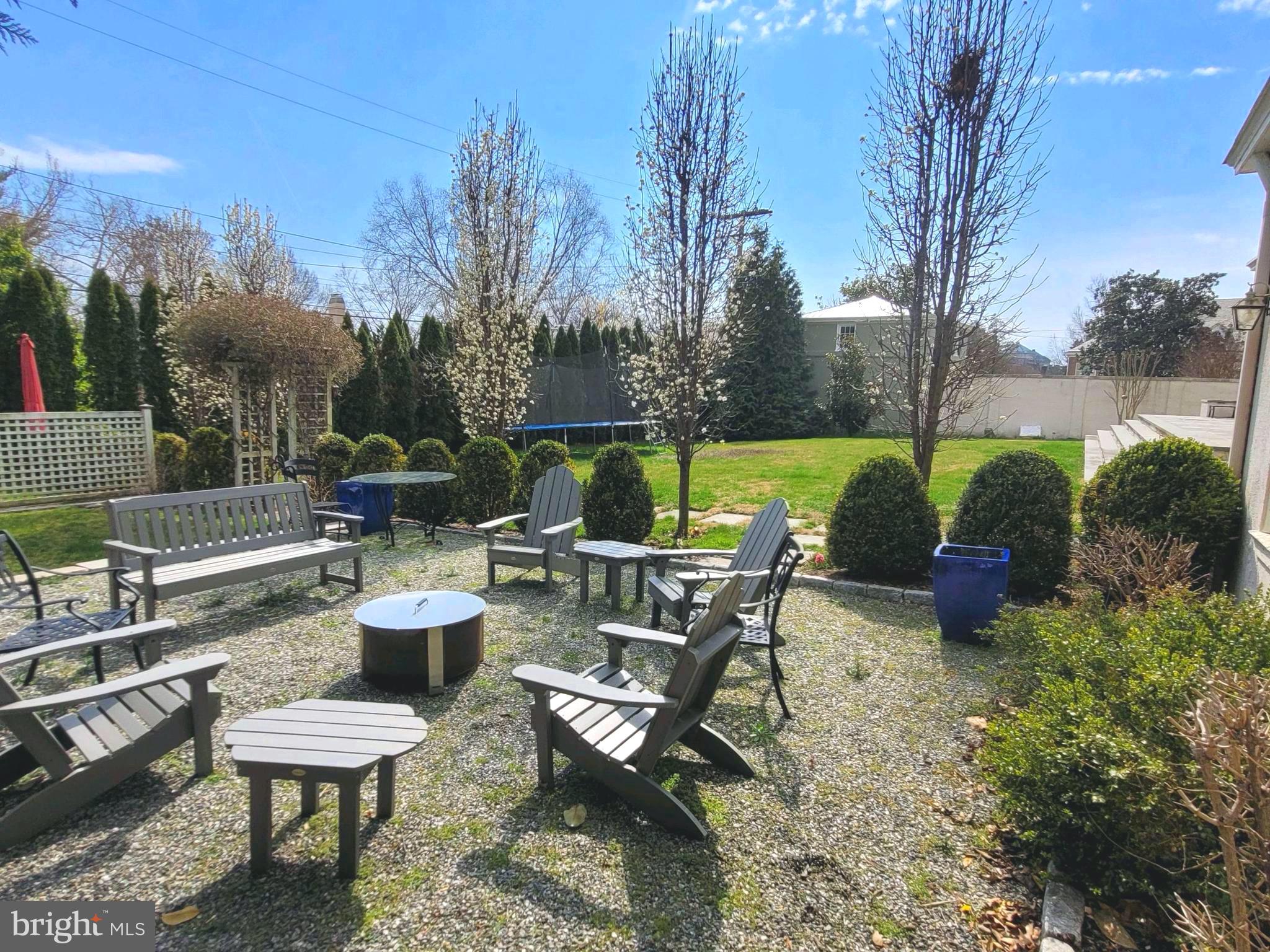 207 Wendover Road Baltimore, MD 21218 - Photo 77 of 111 Fire pit area