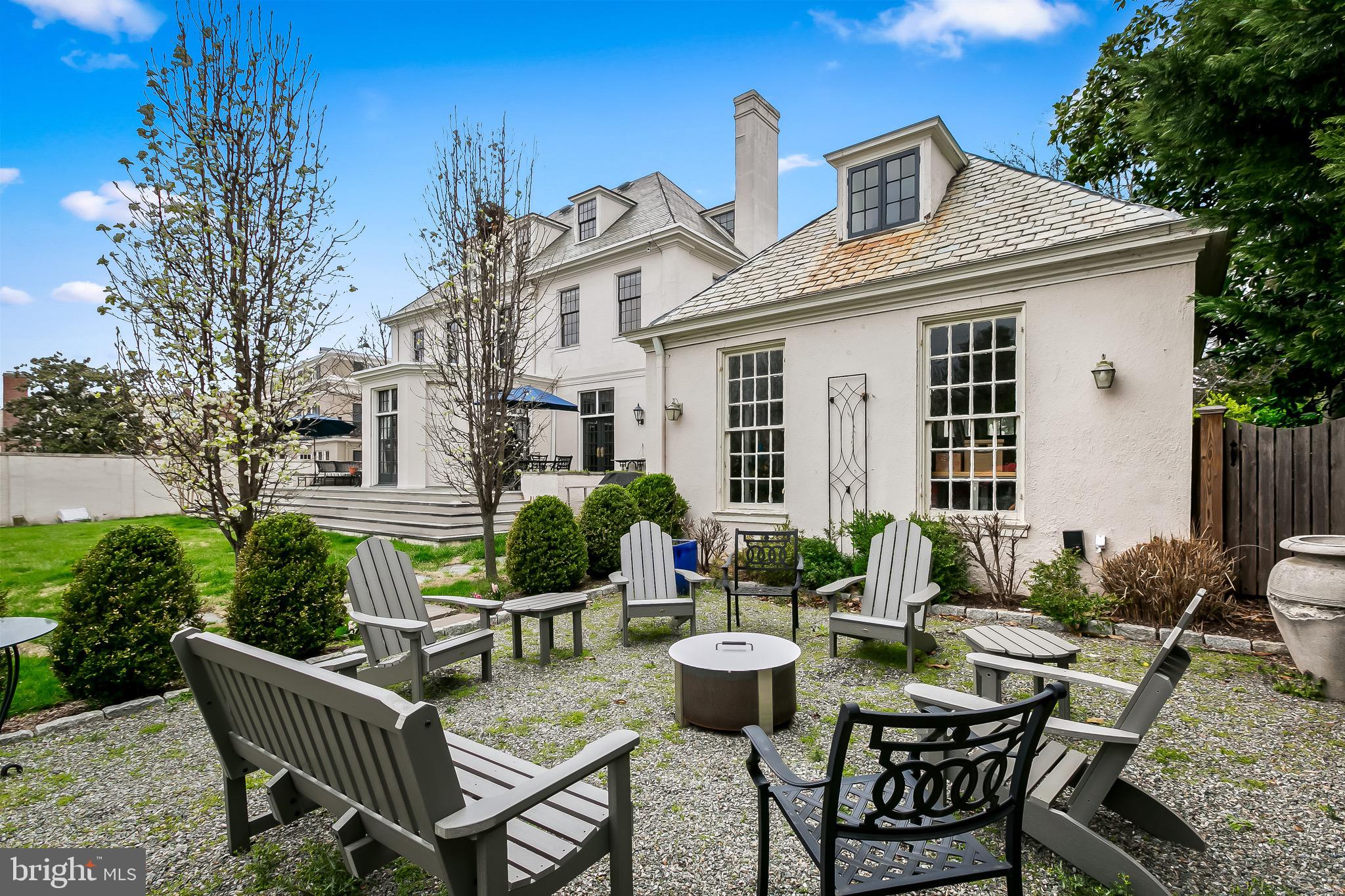 207 Wendover Road Baltimore, MD 21218 - Photo 80 of 111 Fire pit area