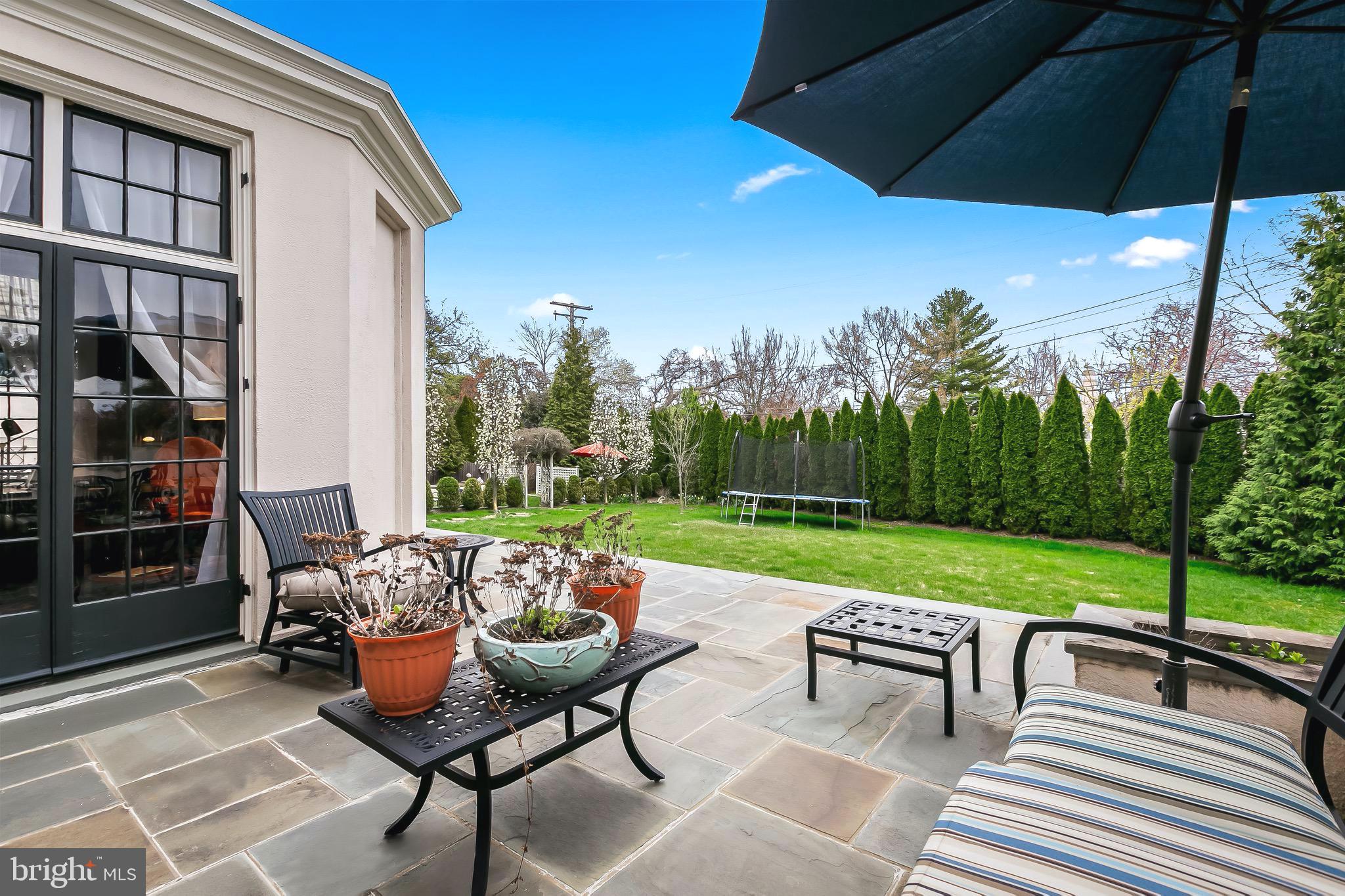 207 Wendover Road Baltimore, MD 21218 - Photo 88 of 111 Patio off living room