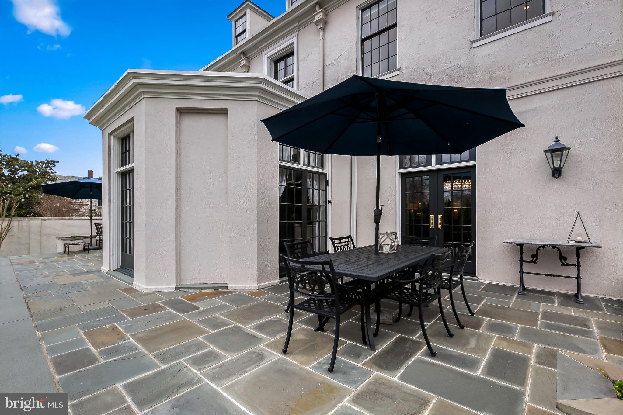 207 Wendover Road Baltimore, MD 21218 - Photo 93 of 111 Patio off dining room