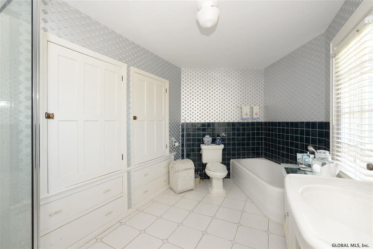 211 Van Wies Point Road Bethlehem, NY 12077 - Photo 19 of 24 Photo 19
