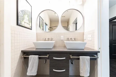 $318,900 | 1300 DeKalb Avenue Northeast, Unit 711, Atlanta, GA 30307