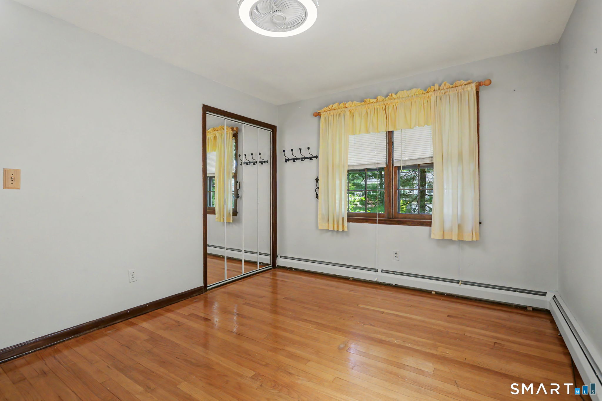 2010 Old Town Road Trumbull, CT 06611 - Photo 26 of 35