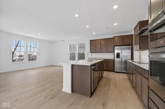 $2,800 | 15946 Meadow Frost Court, Fishers, IN 46037