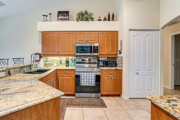 $2,800 | 289 West Pine Valley Lane, Rotonda West, FL 33947