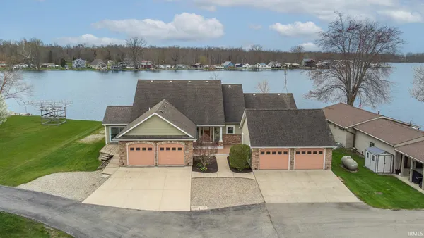 $769,900 | 56 East Sunny Acres South, Rome City, IN 46784