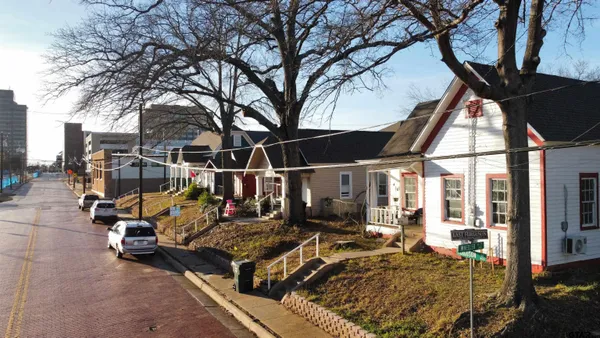 $770,000 | 400 East Ferguson Street, Tyler, TX 75702