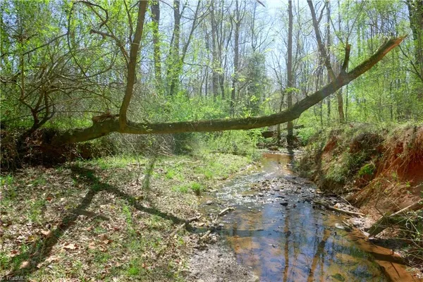 $169,000 | 4 Alexander Farm Road, Harmony, NC 28634