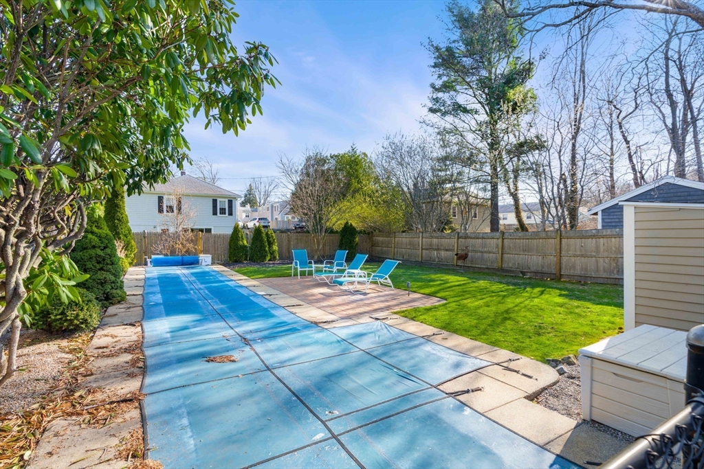 153 Jersey Street Marblehead, MA 01945 - Photo 33 of 34