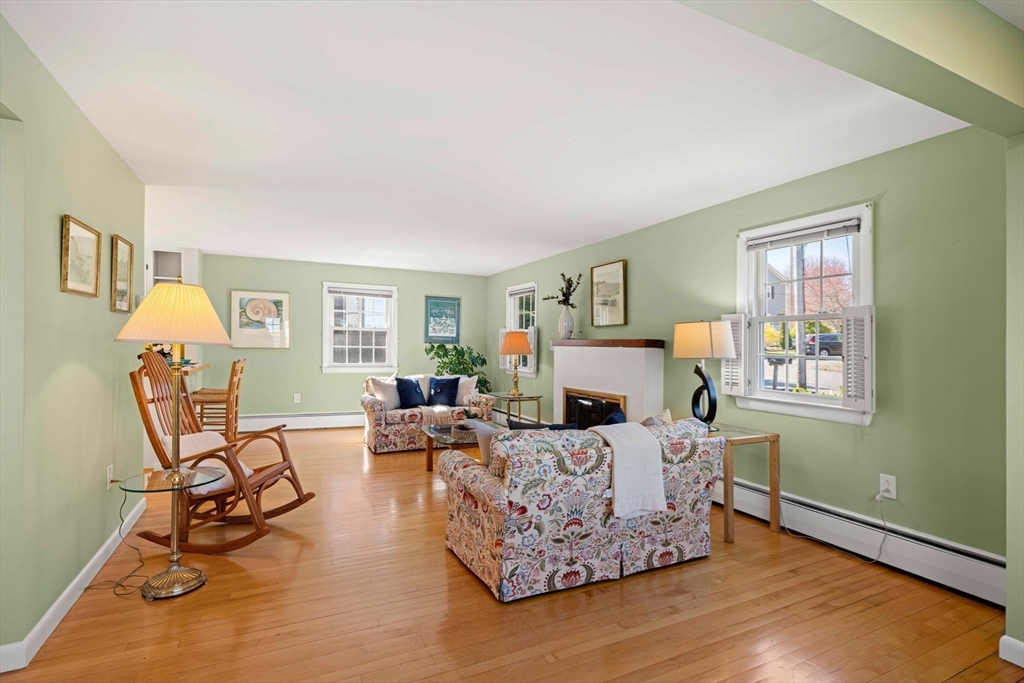 153 Jersey Street Marblehead, MA 01945 - Photo 5 of 34 a living room with furniture and a window