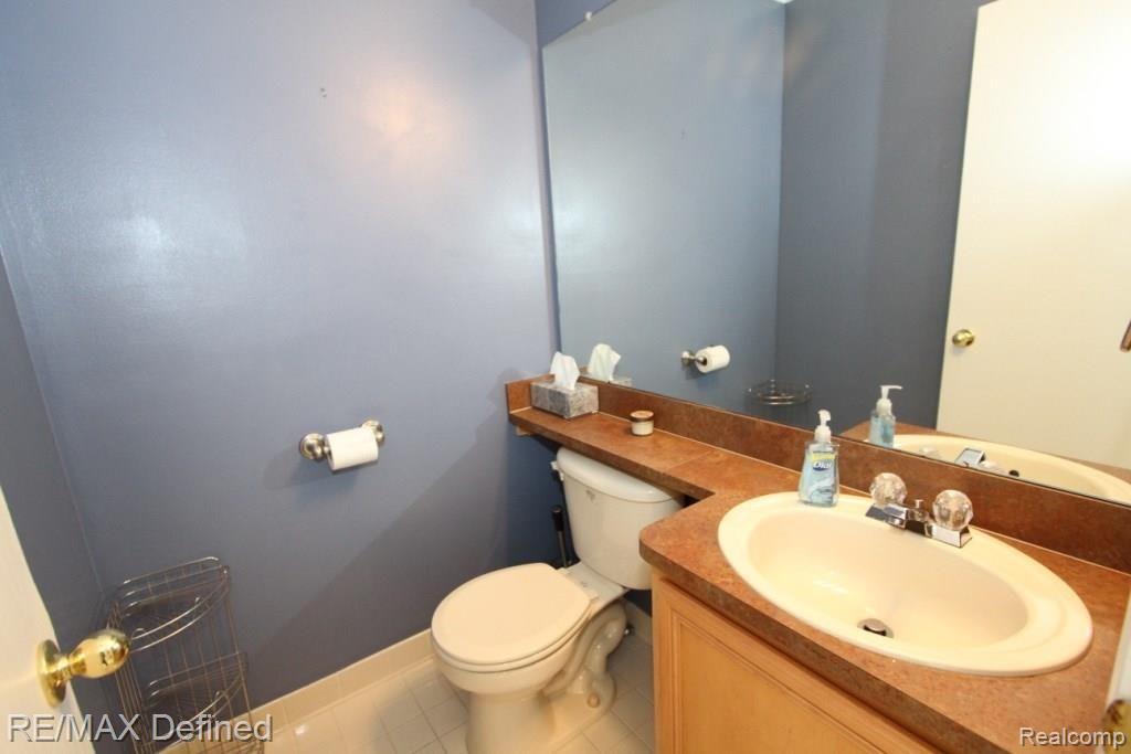 1530 Streamwood Court Rochester, MI 48307 - Photo 10 of 15 IMG_0520.JPG