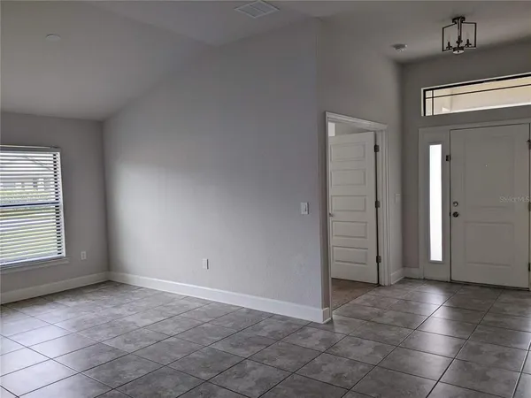 $2,250 | 384 Citrus Pointe Drive, Davenport, FL 33837