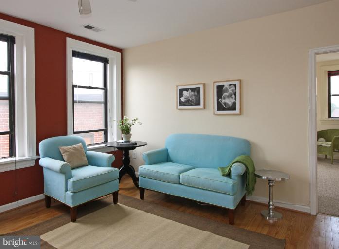 1930 18th Street Northwest, Unit 43 Washington, DC 20009 - Photo 2 of 13 Living Room