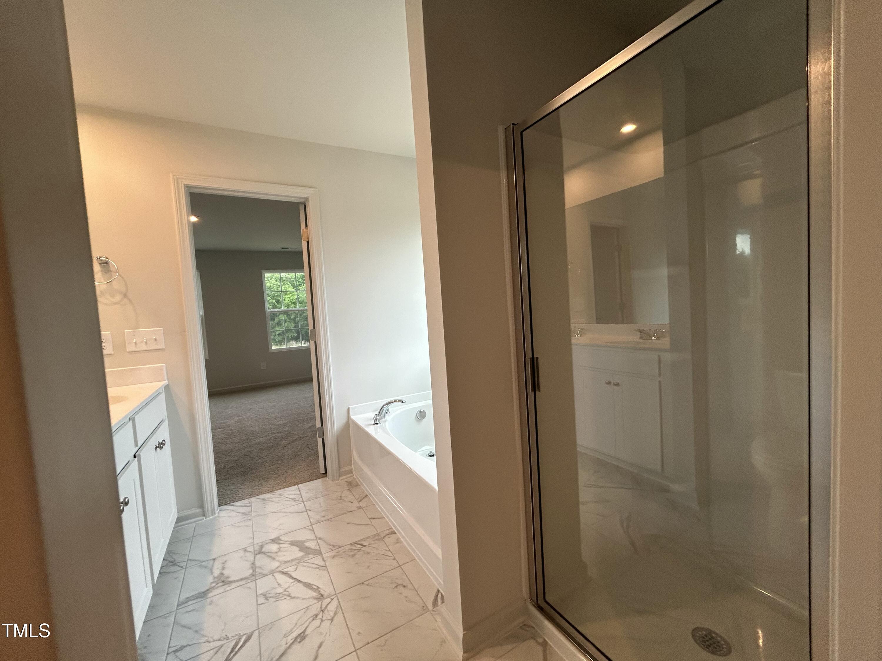 260 Johnson Rdg Way Four Oaks, NC 27524 - Photo 17 of 24 JR 22 Owner's Tub Shower Combo