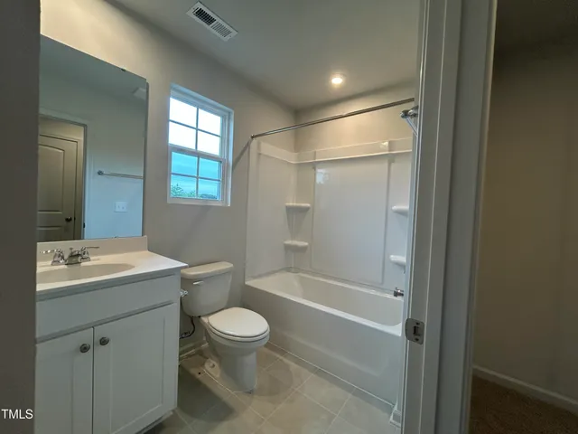 $288,777 | 260 Johnson Rdg Way, Four Oaks, NC 27524