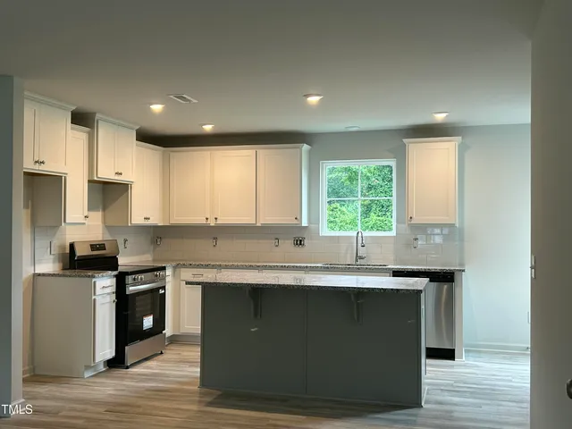 $288,777 | 260 Johnson Rdg Way, Four Oaks, NC 27524