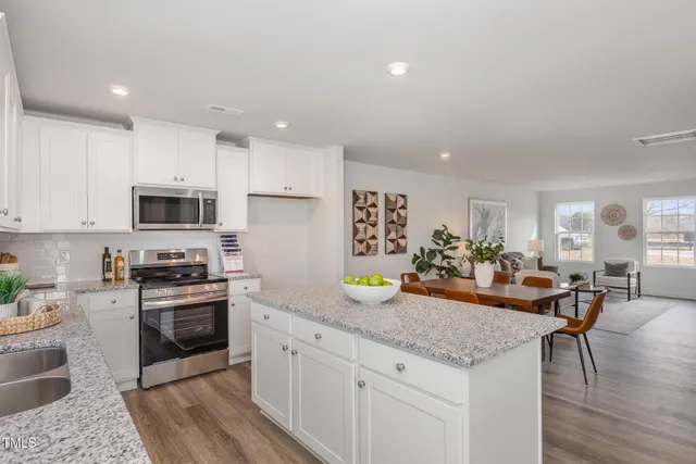 $288,777 | 260 Johnson Rdg Way, Four Oaks, NC 27524