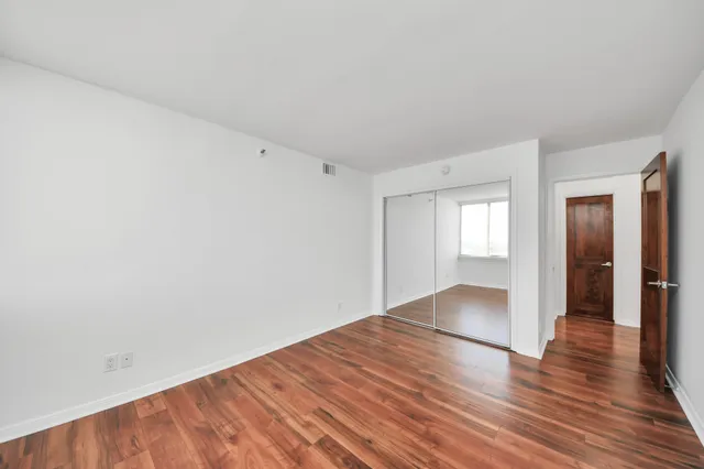 $1,900 | 3525 Sage Road, Unit 1503, Houston, TX 77056