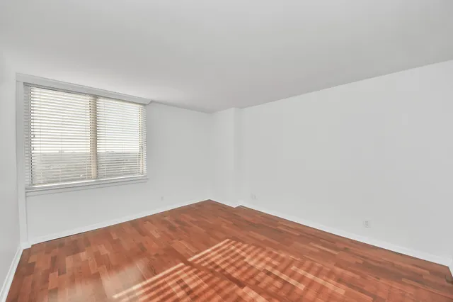 $1,900 | 3525 Sage Road, Unit 1503, Houston, TX 77056