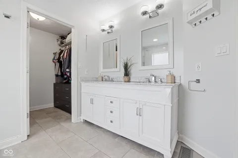 $389,000 | 11224 Echo Ridge Lane, Indianapolis, IN 46236
