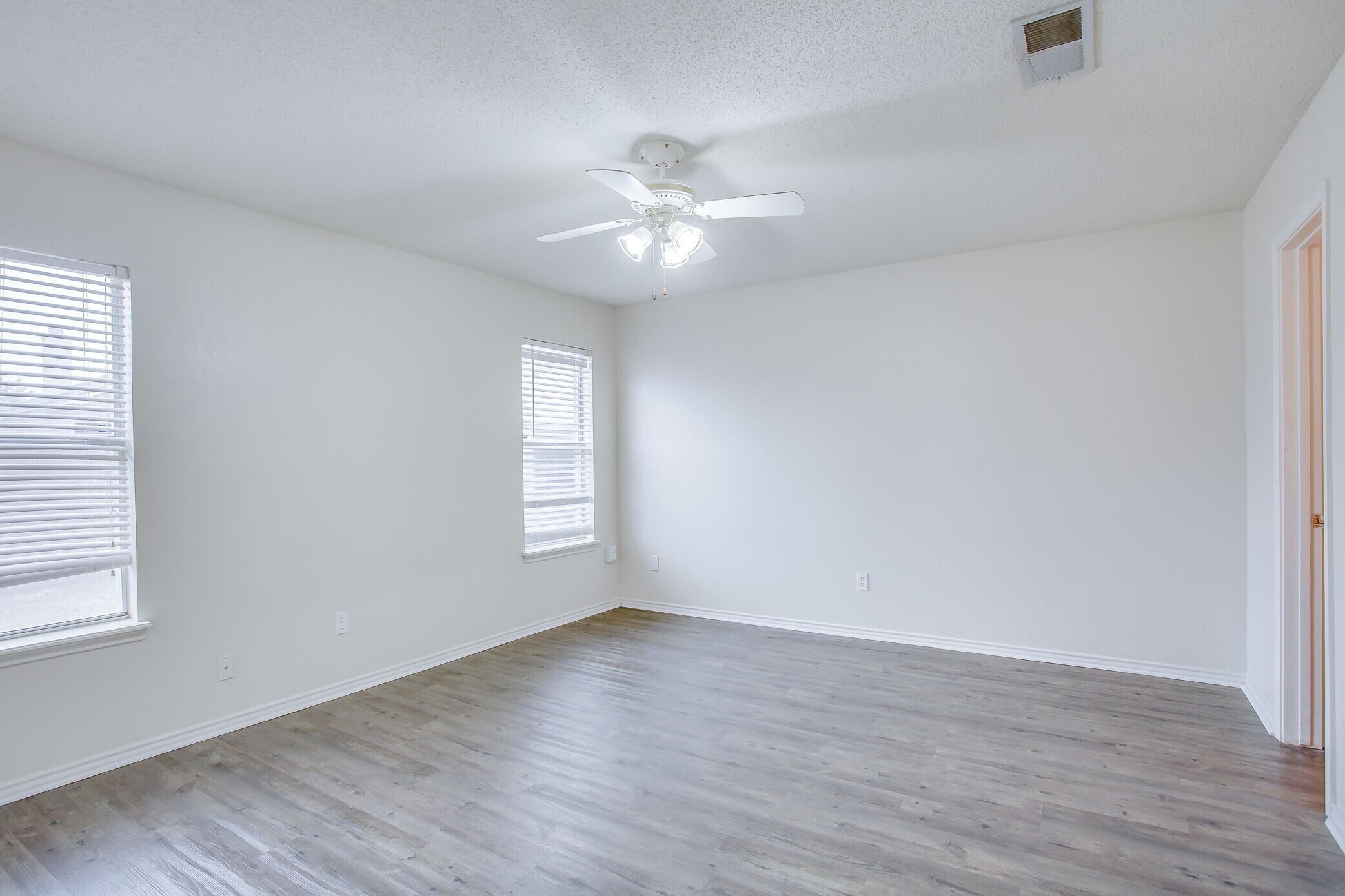 2709 110th Street Lubbock, TX 79423 - Photo 7 of 14 i-7