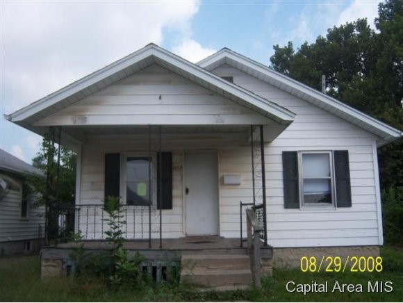 1215 East Oak Street Springfield, IL 62703 - Photo 1 of 1