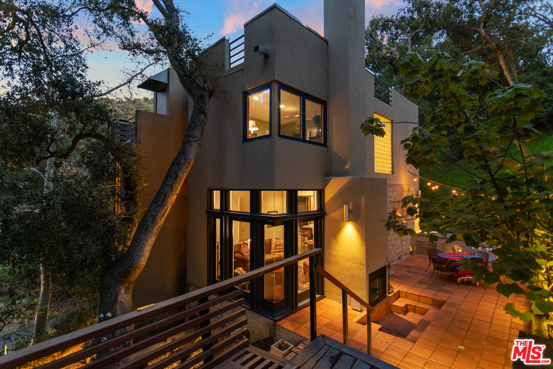 3217 Canon Place Topanga, CA 90290 - Photo 2 of 49 a view of a balcony