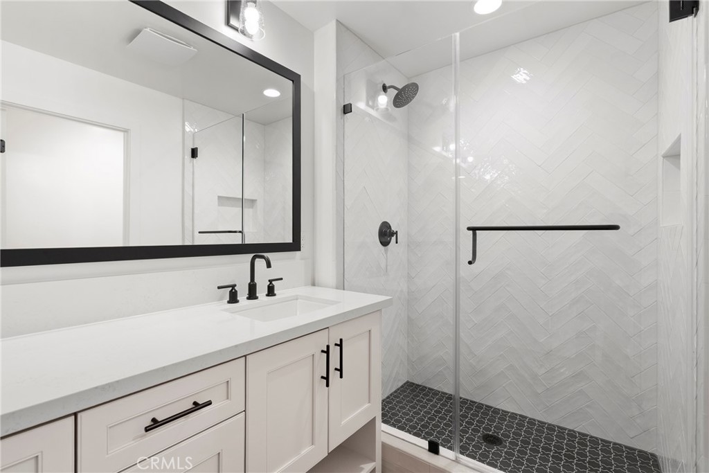 1101 Catania Court, Unit 202 Encinitas, CA 92024 - Photo 12 of 32