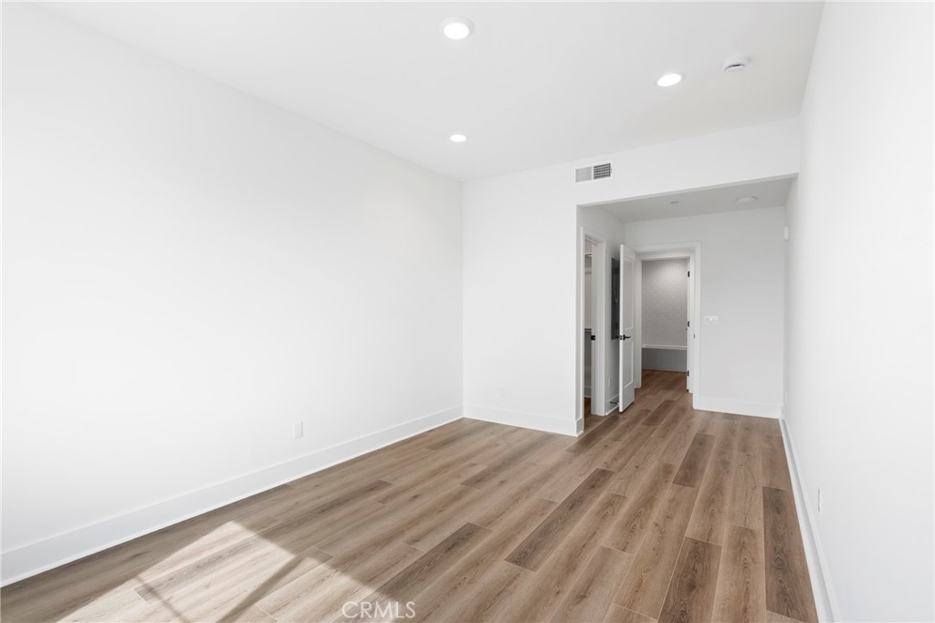 1101 Catania Court, Unit 202 Encinitas, CA 92024 - Photo 16 of 32