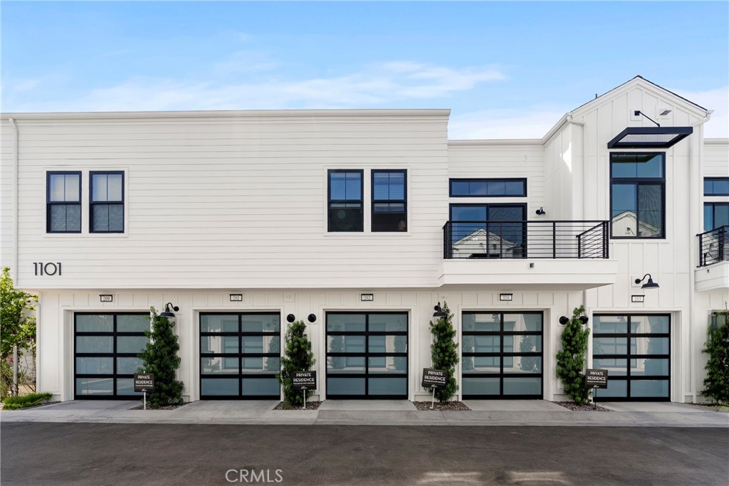 1101 Catania Court, Unit 202 Encinitas, CA 92024 - Photo 18 of 32