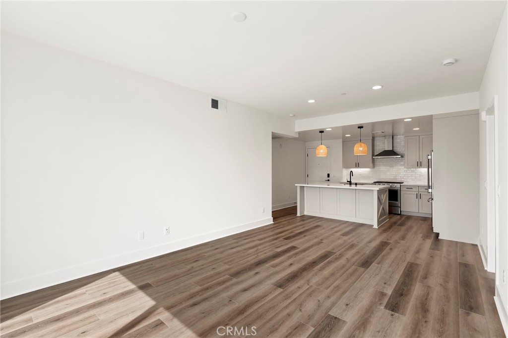 1101 Catania Court, Unit 202 Encinitas, CA 92024 - Photo 10 of 32