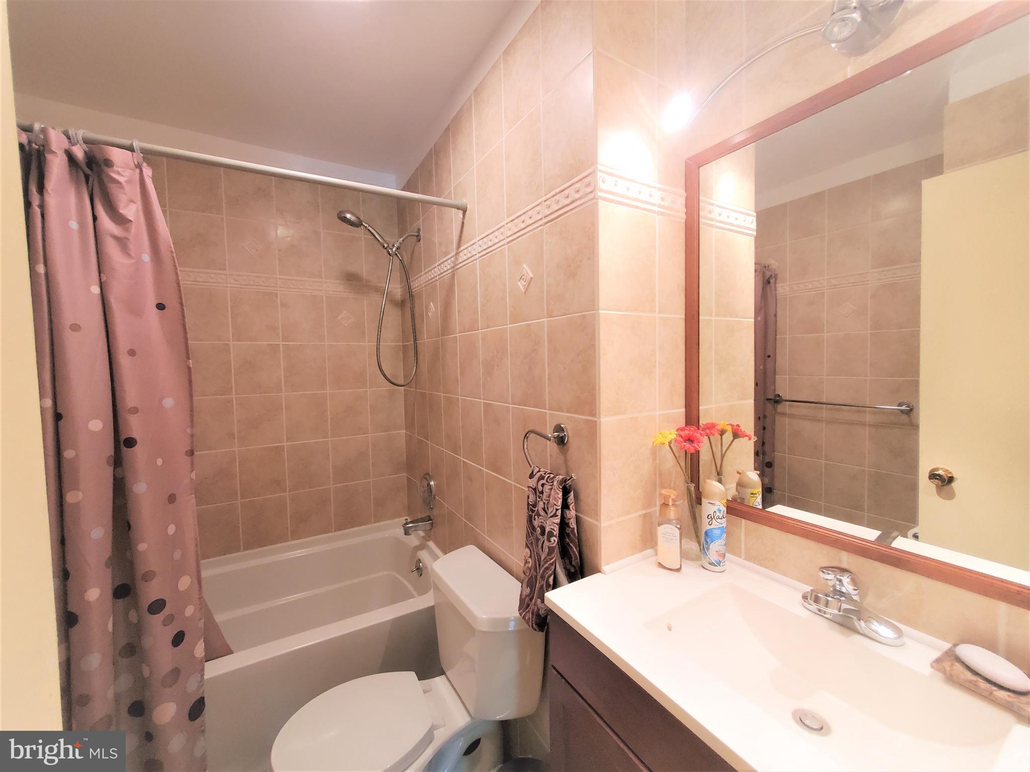 16 Overton Road East Windsor, NJ 08520 - Photo 20 of 31 Second bathroom