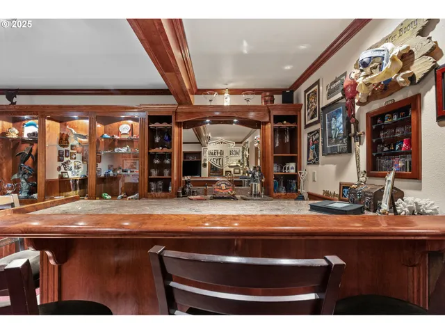 $800,000 | 1884 Wild River Drive, Roseburg, OR 97470