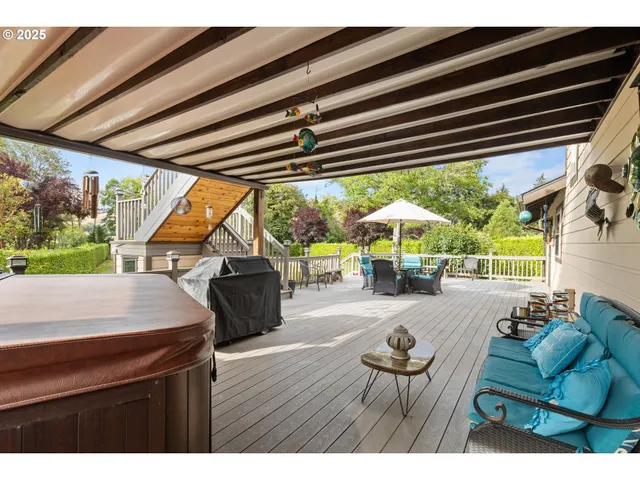 $800,000 | 1884 Wild River Drive, Roseburg, OR 97470