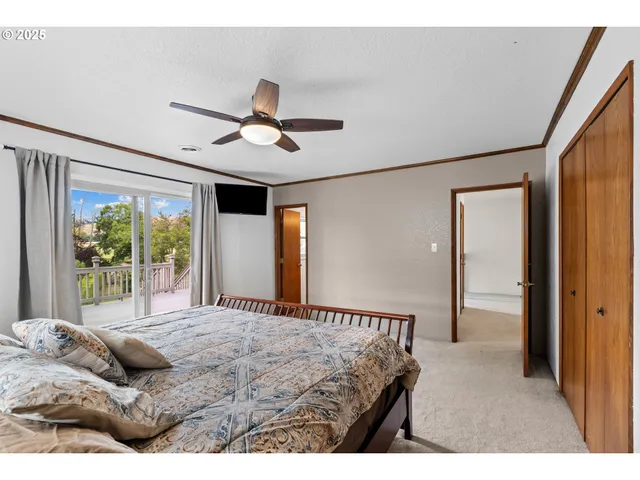 $800,000 | 1884 Wild River Drive, Roseburg, OR 97470