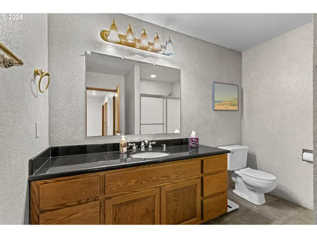 $800,000 | 1884 Wild River Drive, Roseburg, OR 97470