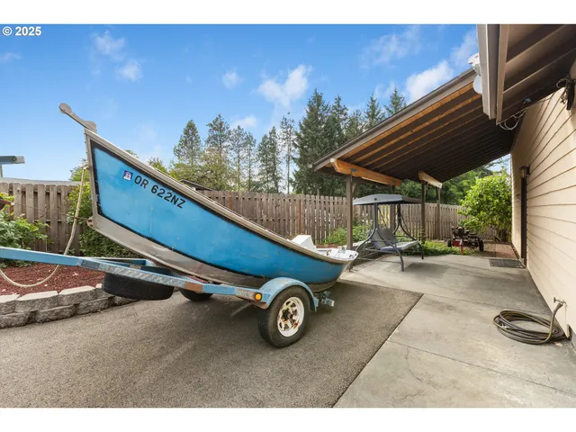 $800,000 | 1884 Wild River Drive, Roseburg, OR 97470