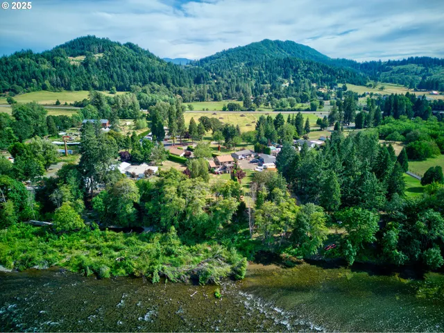$800,000 | 1884 Wild River Drive, Roseburg, OR 97470