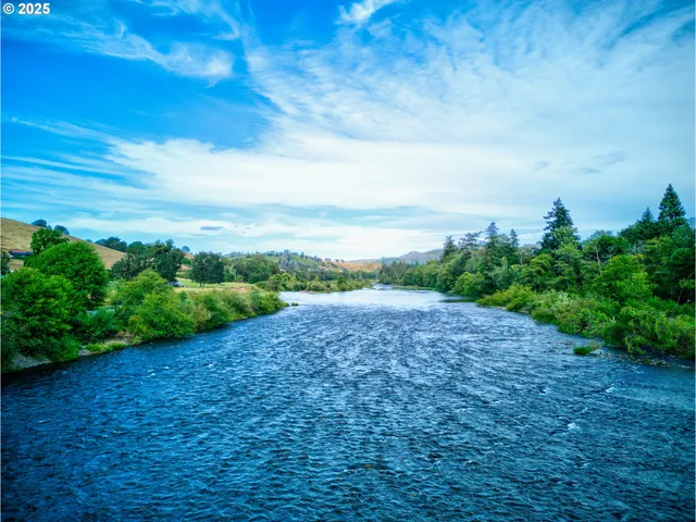 $800,000 | 1884 Wild River Drive, Roseburg, OR 97470