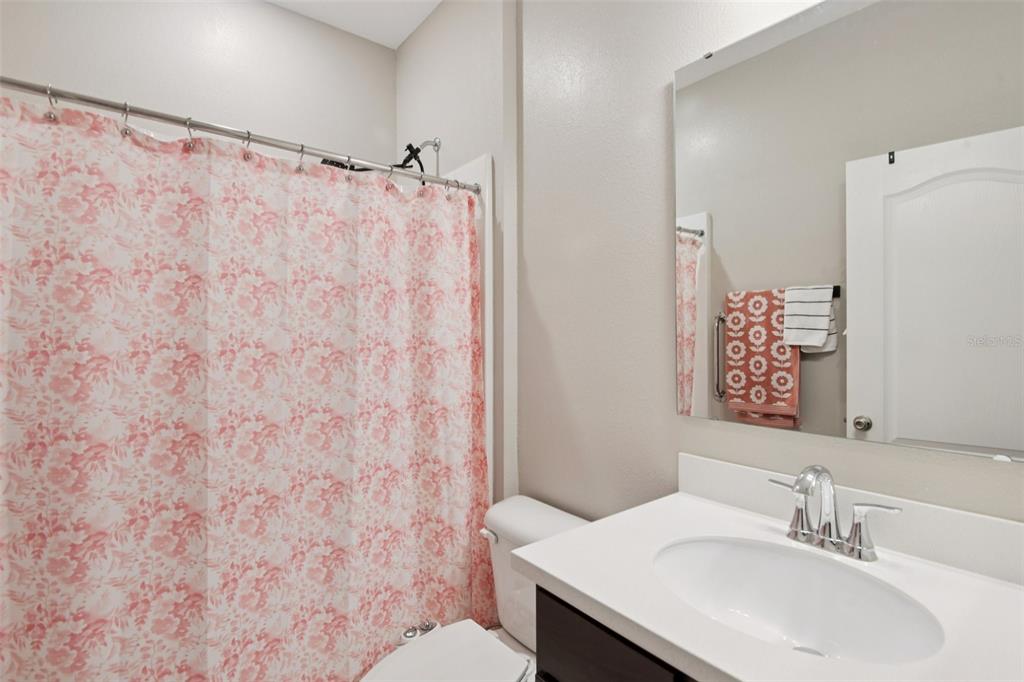 21 Mayten Court North Homosassa, FL 34446 - Photo 22 of 37 a bathroom with a sink and a mirror