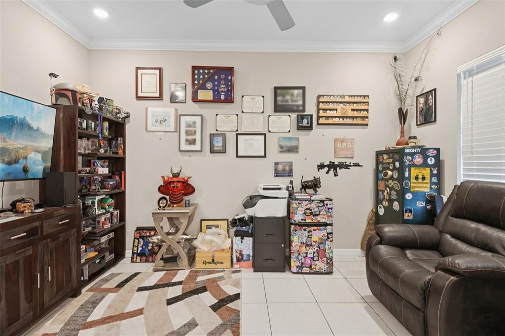 21 Mayten Court North Homosassa, FL 34446 - Photo 23 of 37 a living room with furniture and wall paintings