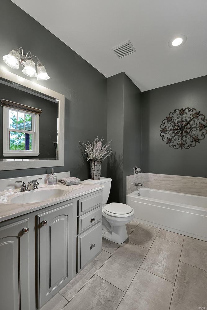 5385 Loop Road Dorsey, IL 62021 - Photo 22 of 54