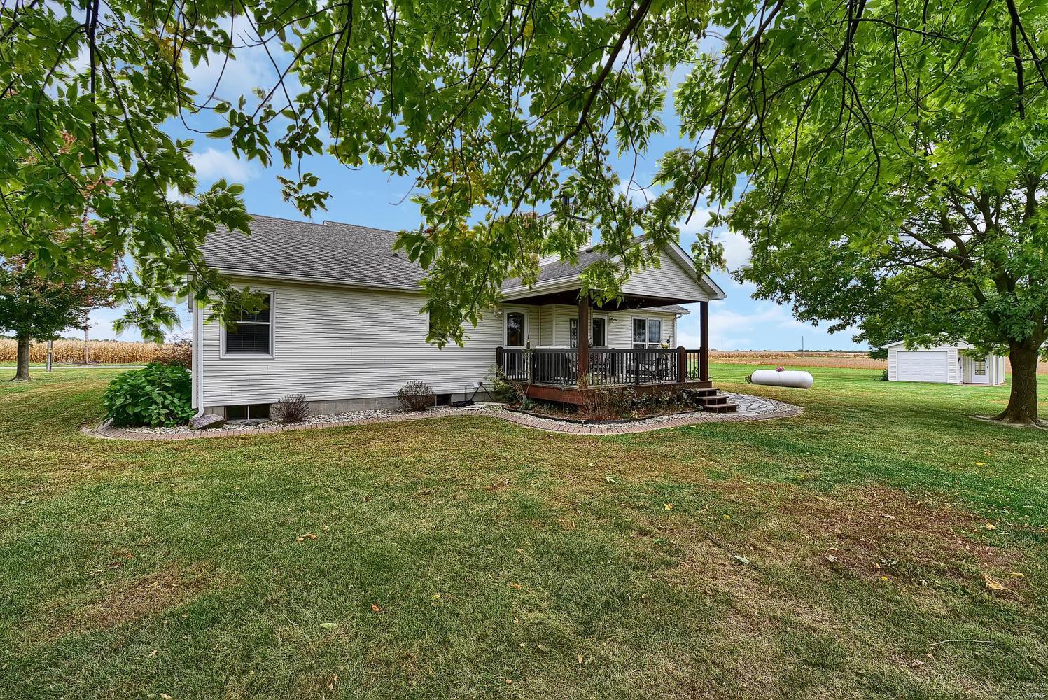5385 Loop Road Dorsey, IL 62021 - Photo 28 of 54