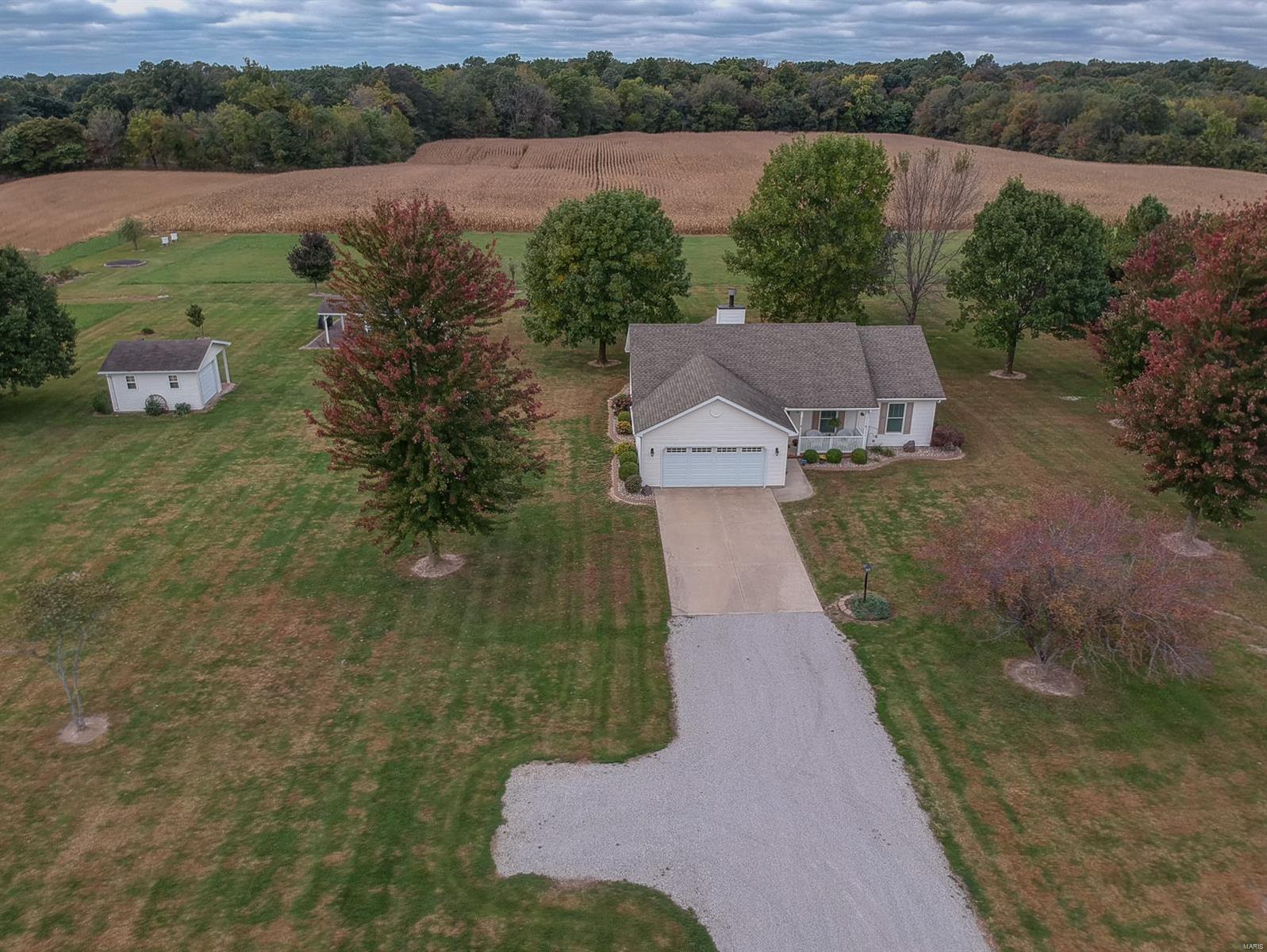 5385 Loop Road Dorsey, IL 62021 - Photo 34 of 54