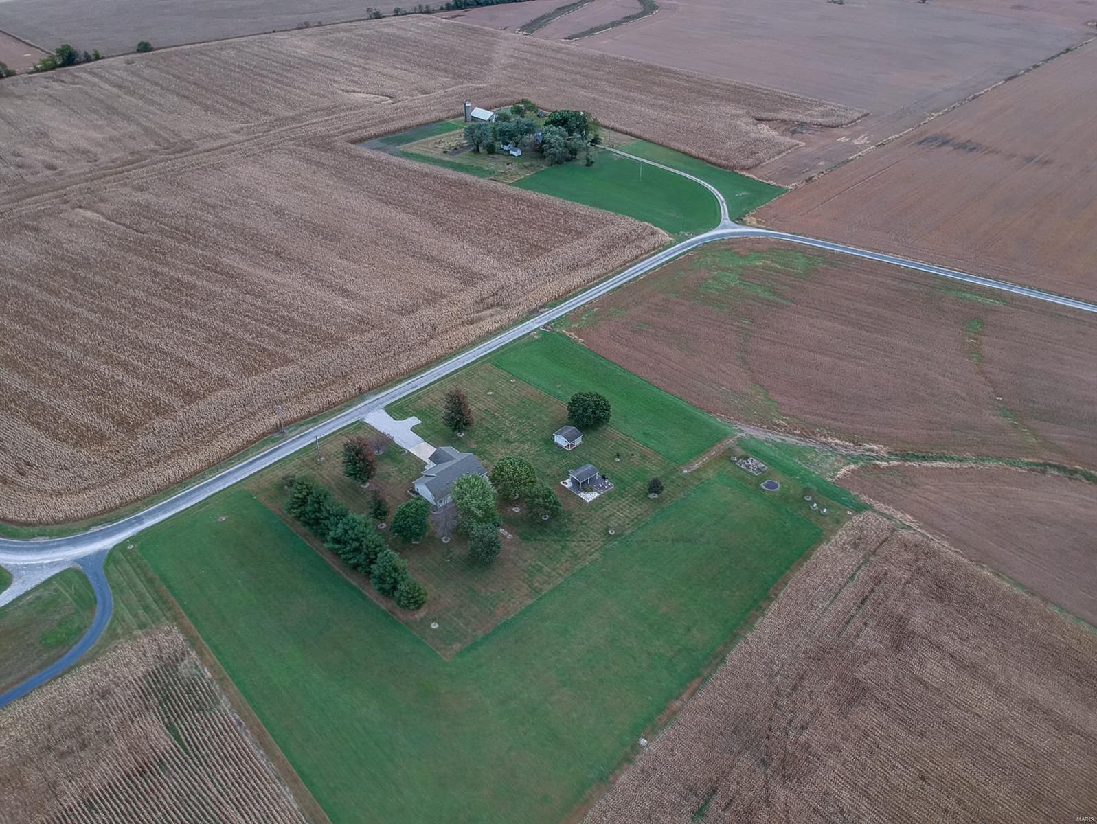 5385 Loop Road Dorsey, IL 62021 - Photo 48 of 54