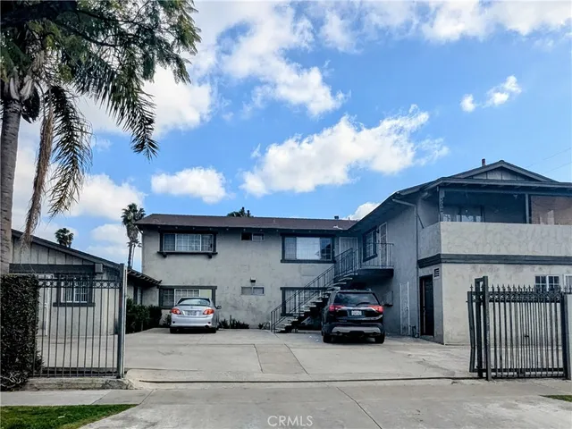 $1,850,000 | 302 East Wakefield Avenue, Anaheim, CA 92802