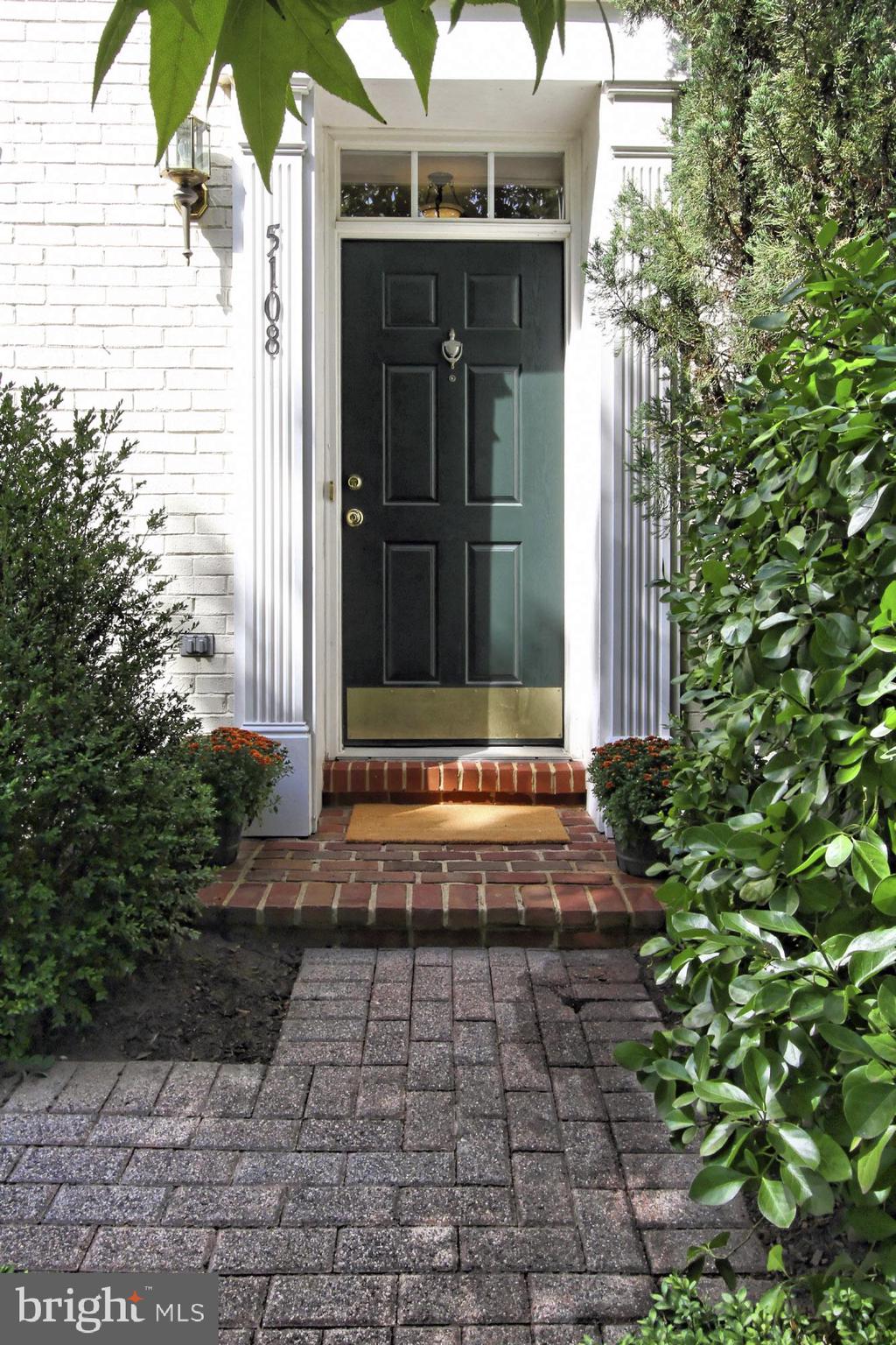 5108 Grimm Drive Alexandria, VA 22304 - Photo 4 of 53