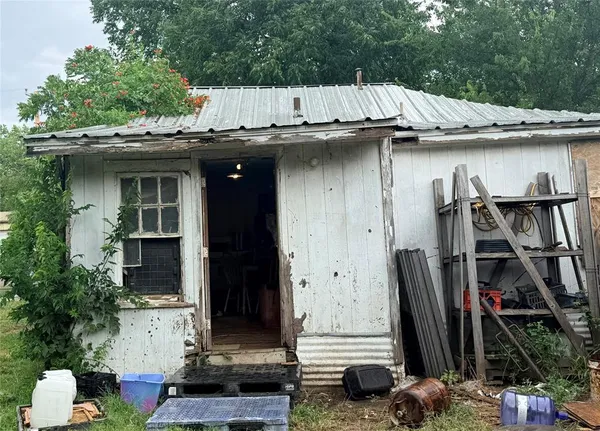 $59,000 | 311 Southwest 3rd Street, Mineral Wells, TX 76067
