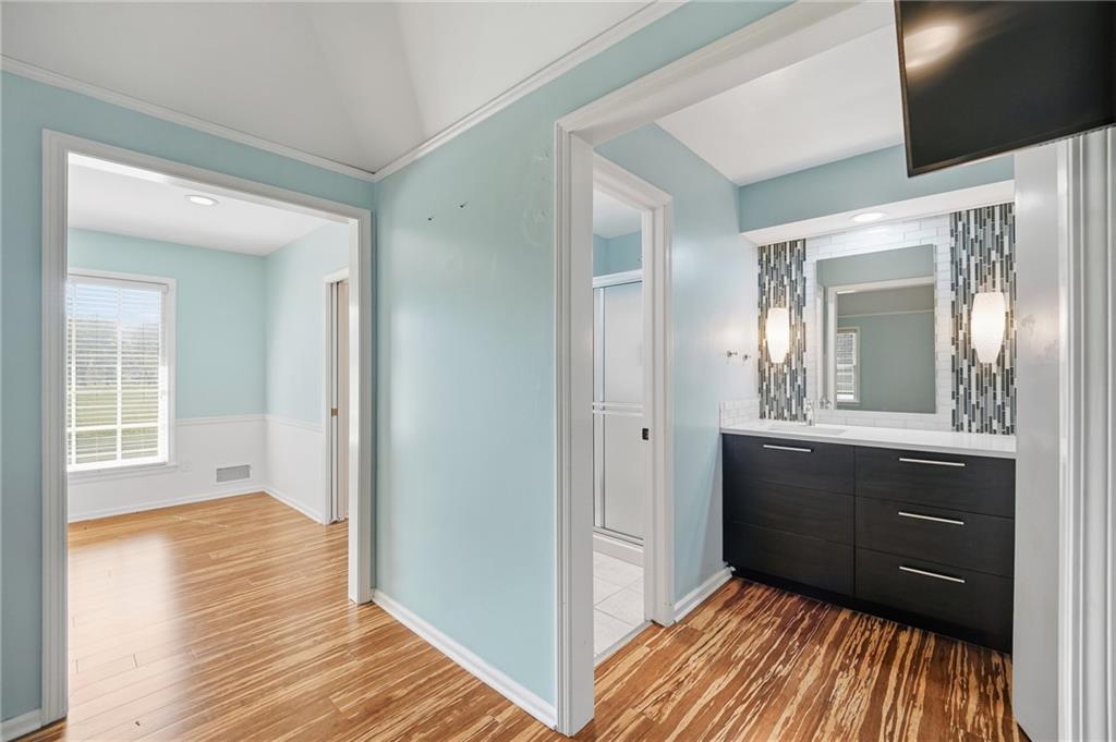 12724 Overbrook Road Leawood, KS 66209 - Photo 39 of 81 Gallery Image 39